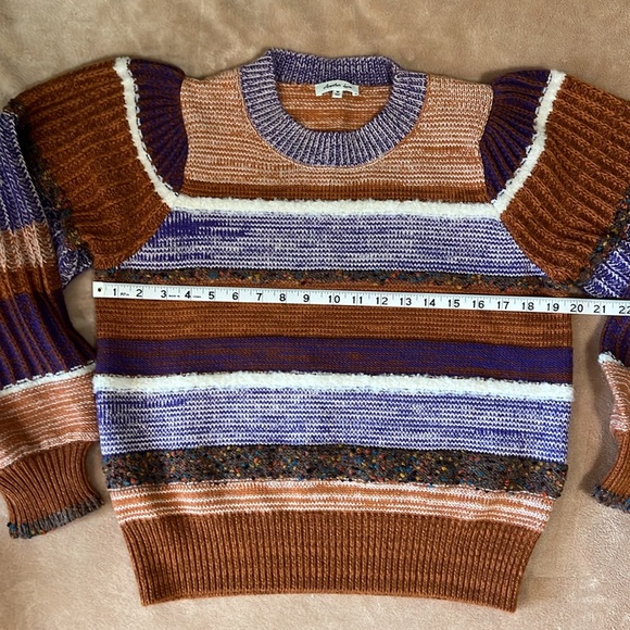 Multi colored sweater - Picture 12 of 13